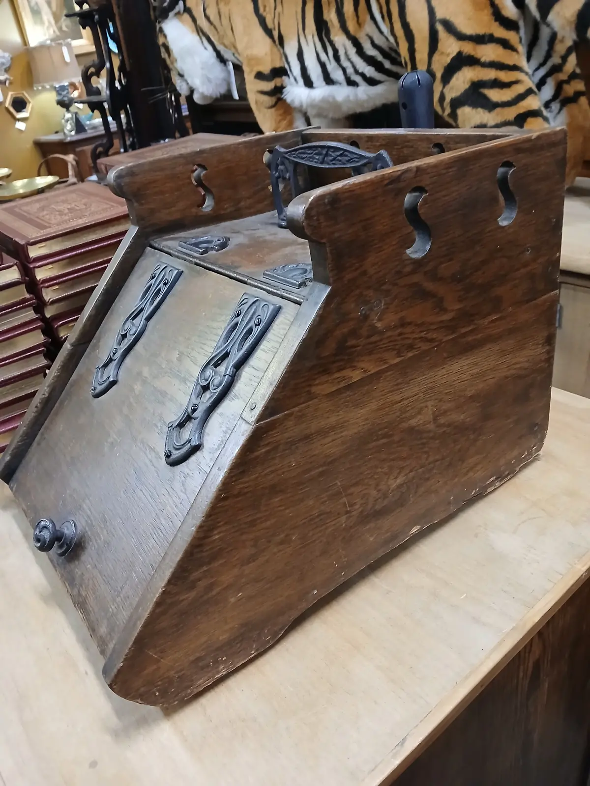 Continental Oak Coal Scuttle With Scoop 1
