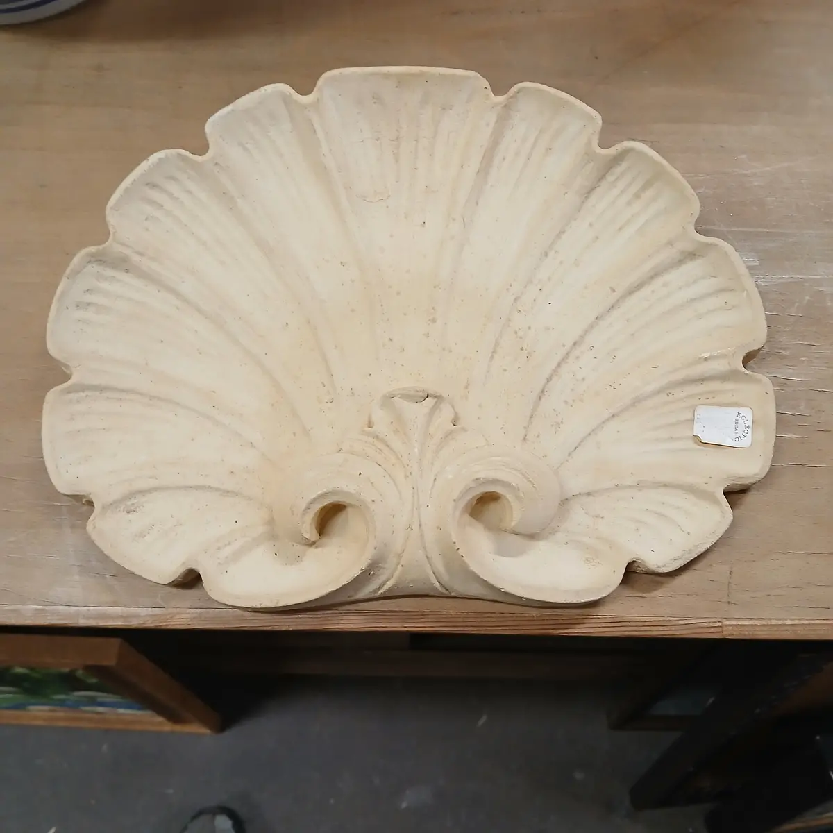 Composition Shell Medallion 1
