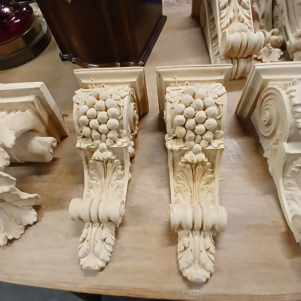Pair Of Grape And Grape Leave Composition Corbels 1
