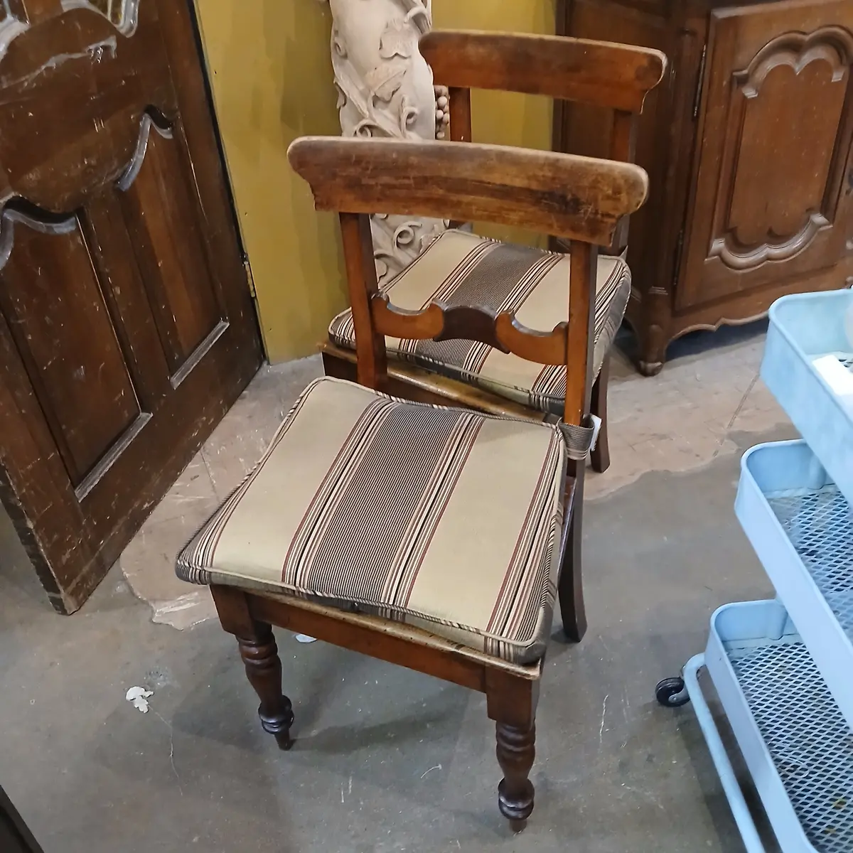 Pair Of 19Th Century Mahogany Hall Chairs 1