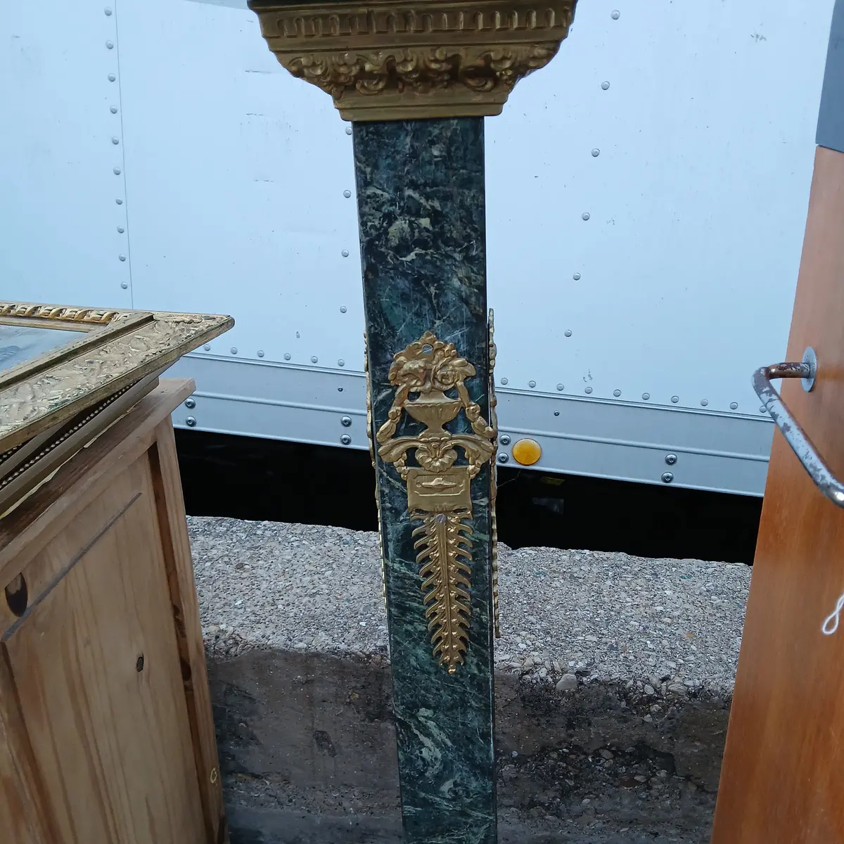 Gilt Ormolu Trimmed Marble Pedestal 1