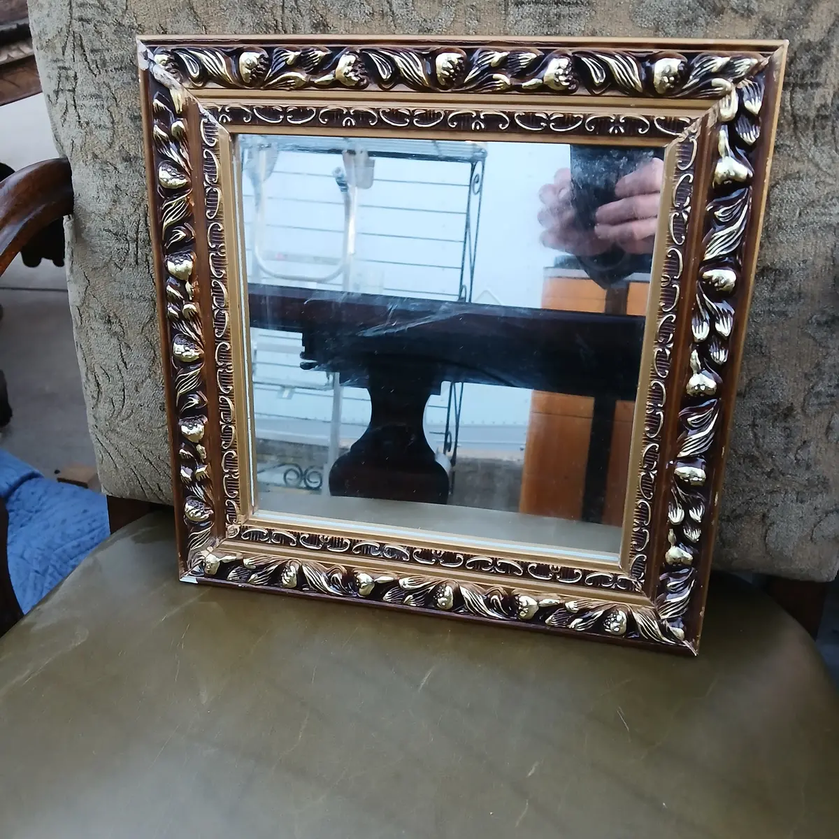 Small Square Gilt Mirror 1