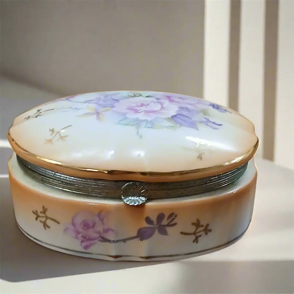 Hand Painted Trinket Box Not Old 1