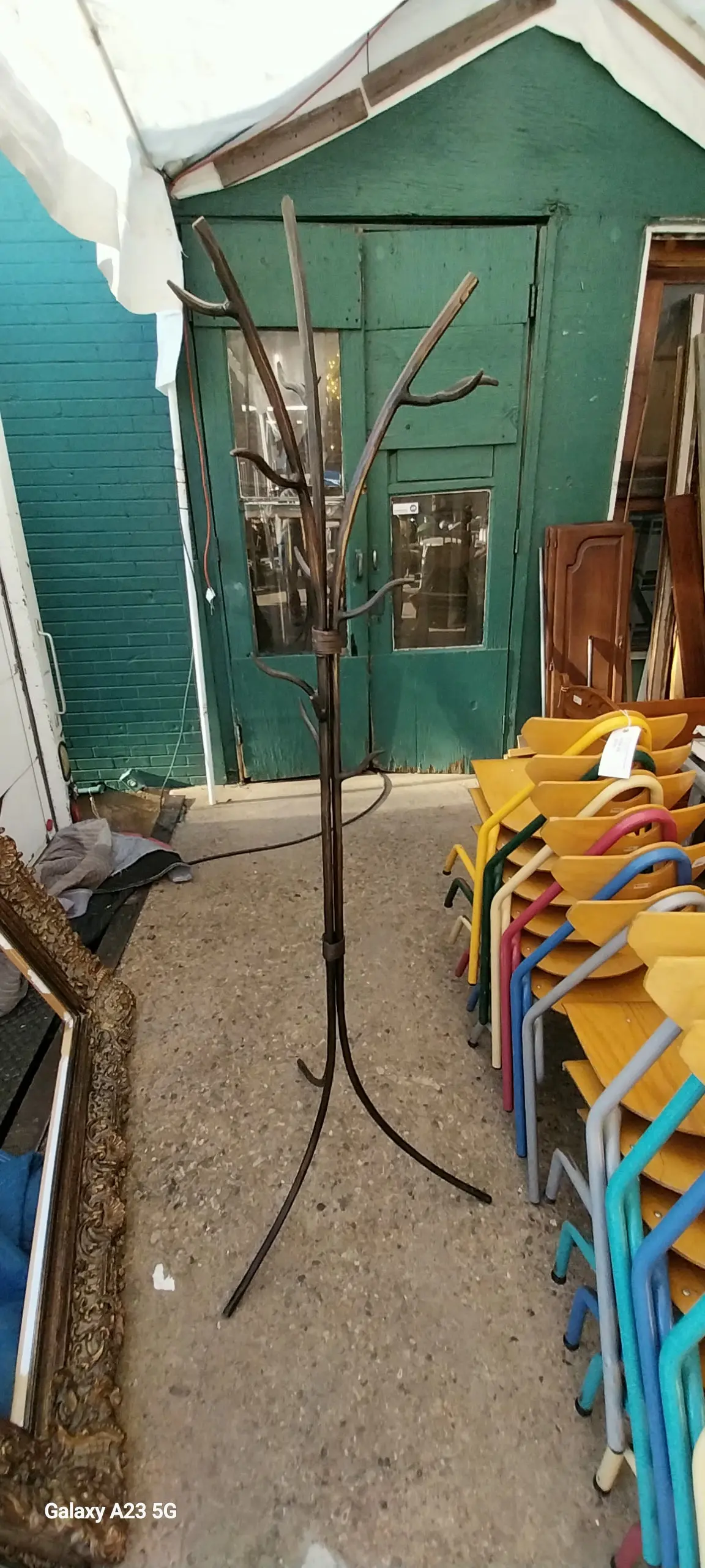 Tree Shaped Iron Hat Rack 1