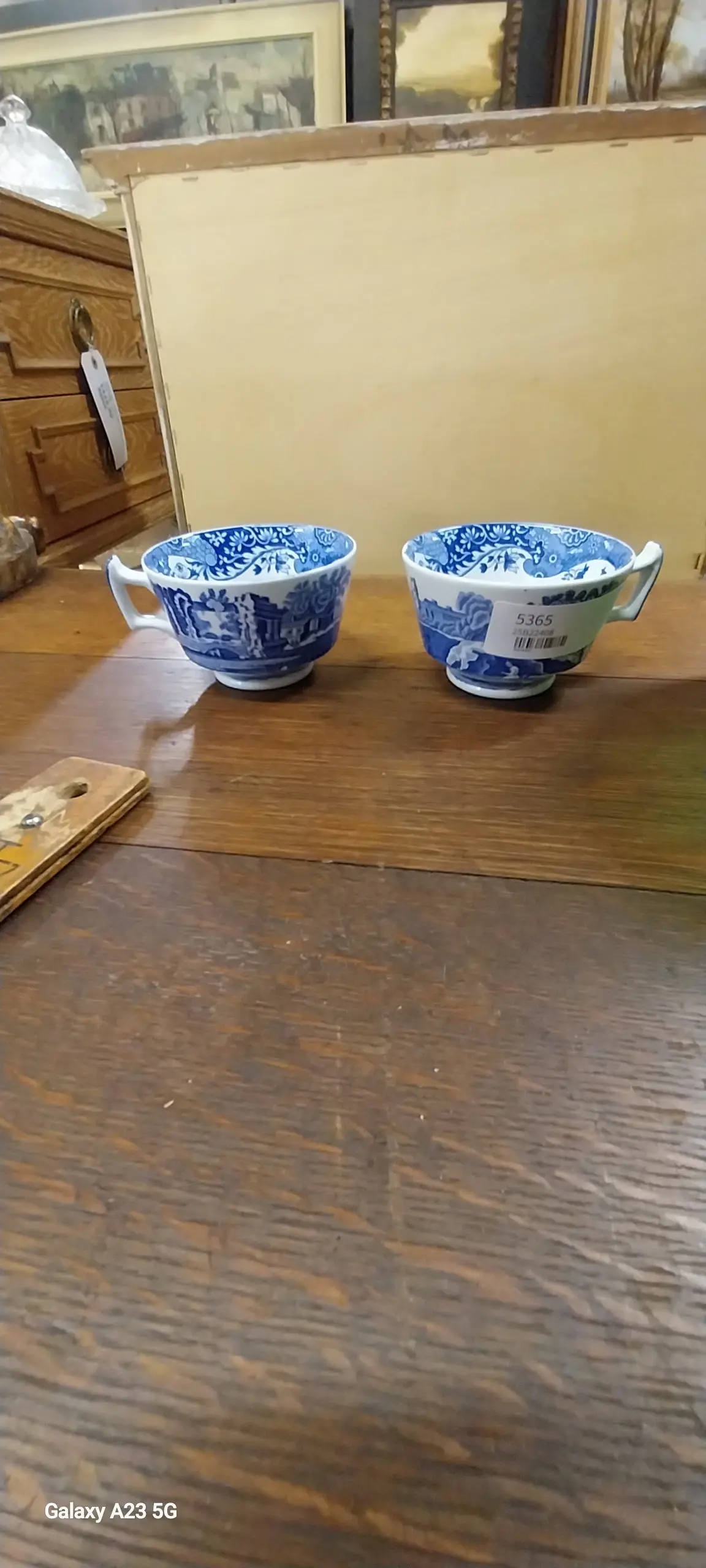 Pair Of Spode Blue And White Tea Cups 1