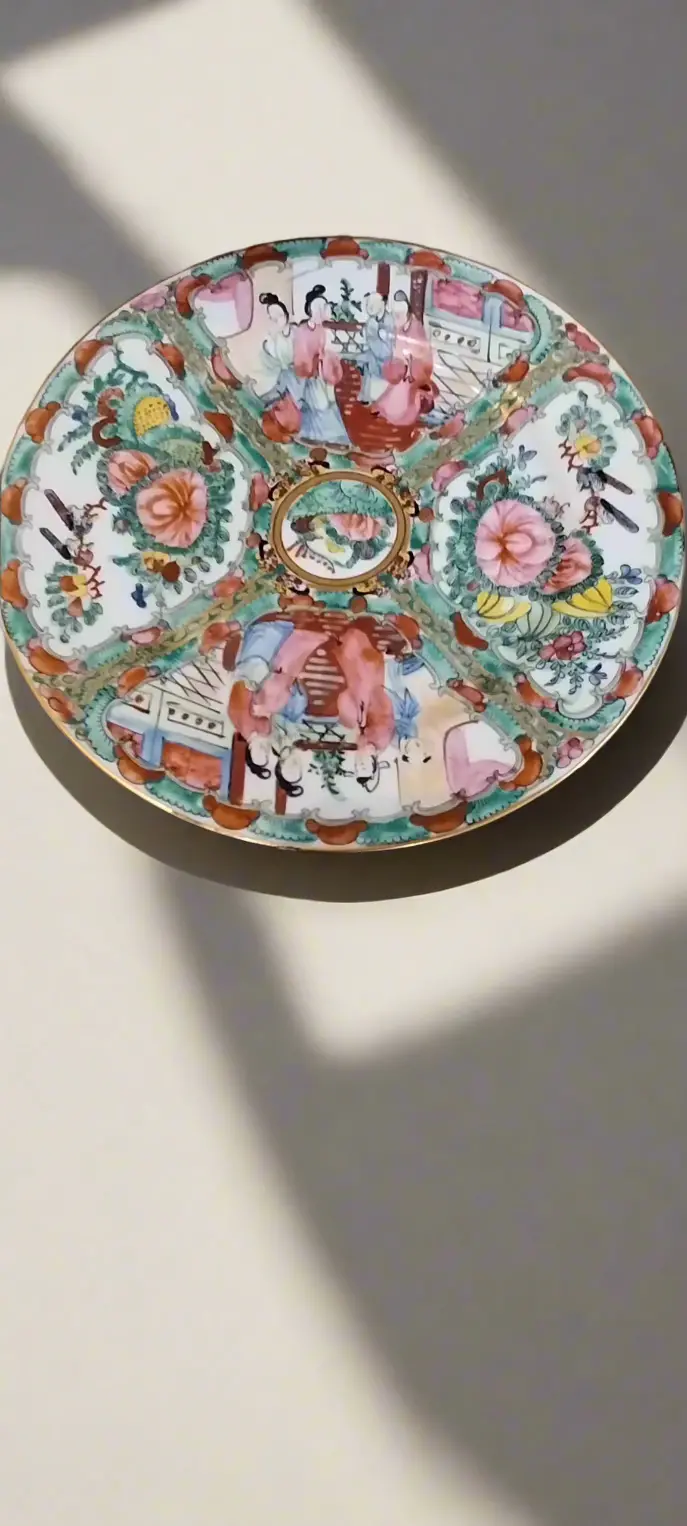 Rose Famille Dinner Plate 1