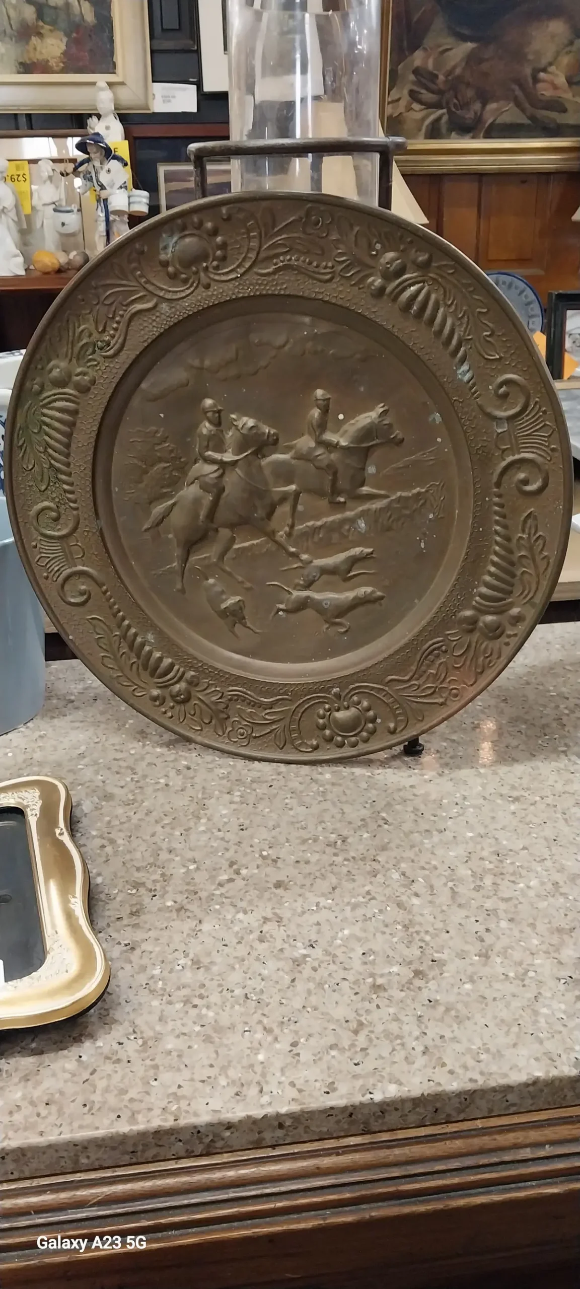 Brass Wall Plate With Relief 1