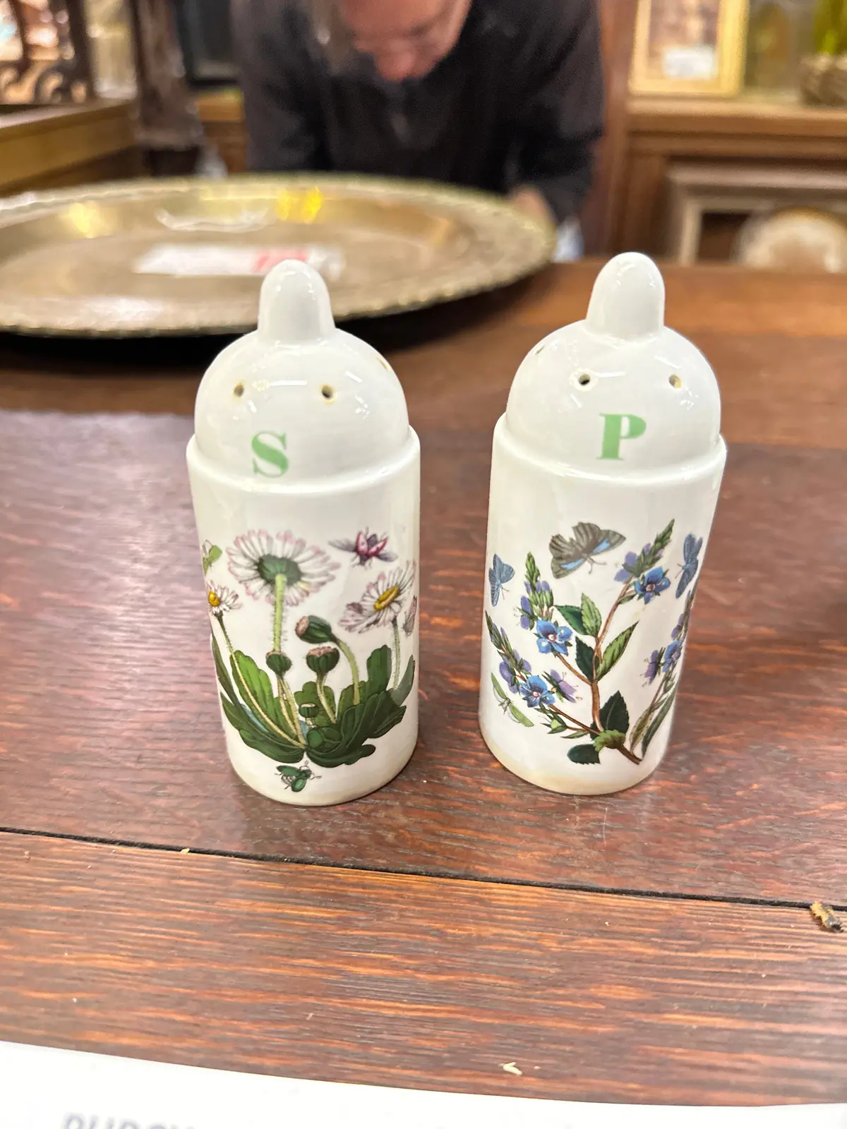 Japanese Salt And Pepper Shakers 1