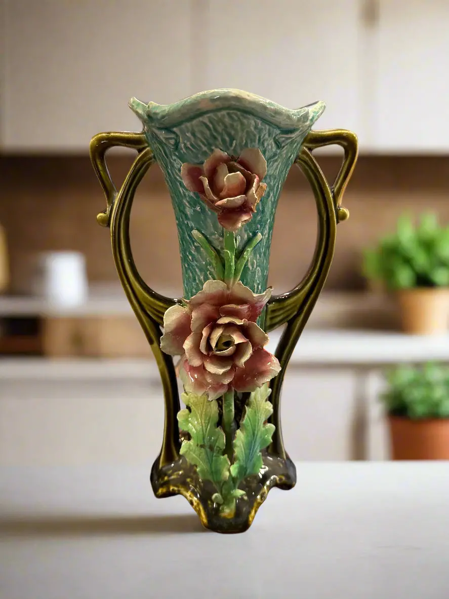 Majolica Barbatine Vase With Big Ole Chip 1