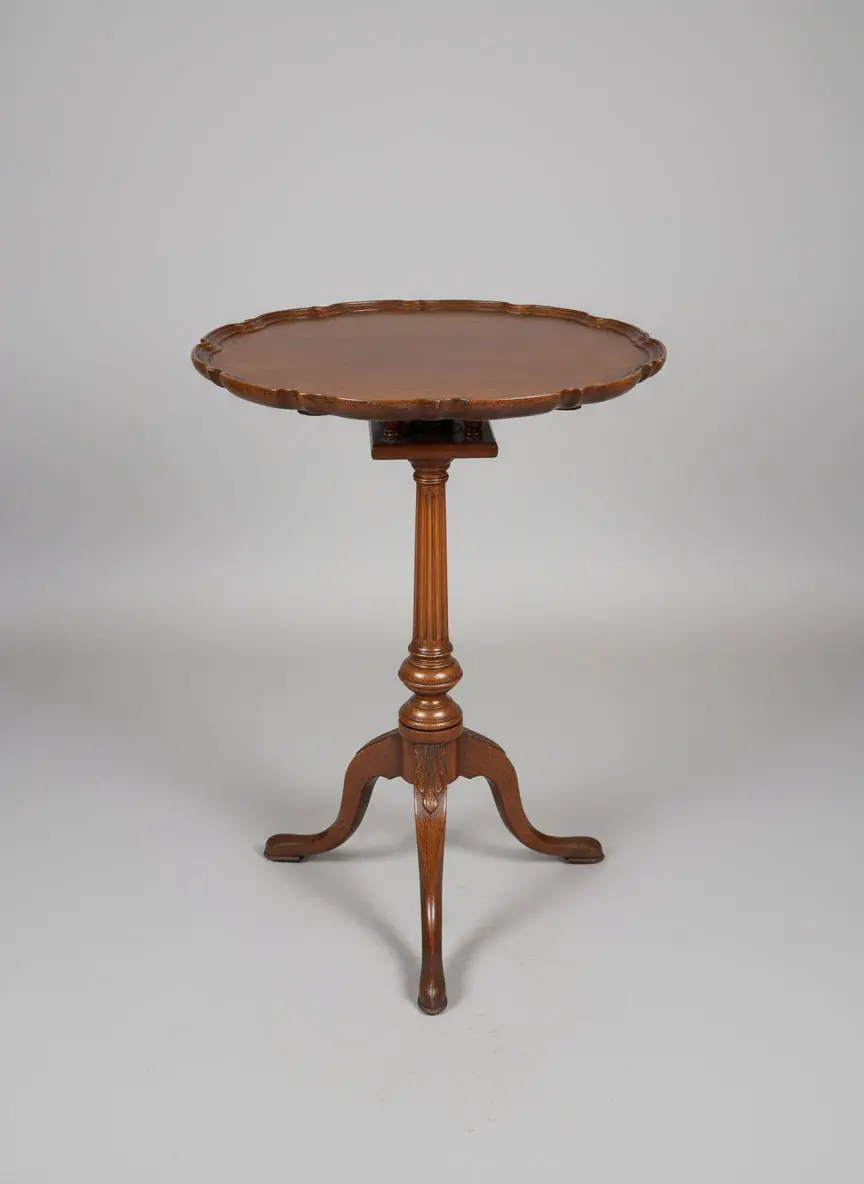 Kittinger Pie Edge Table 1