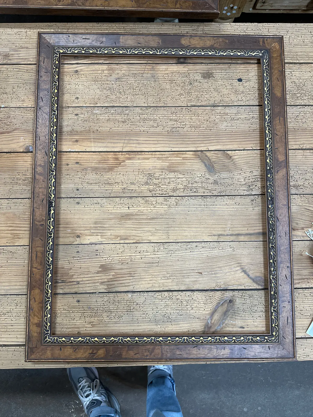 Small Burled Frame With Inner Gold Trim 1
