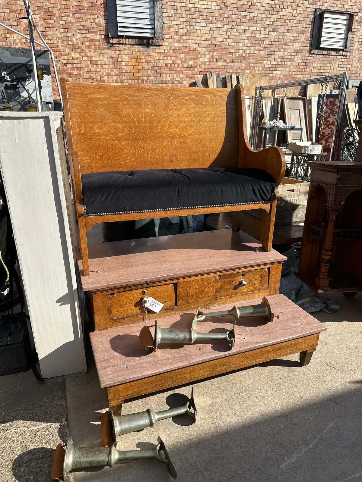 Large American Late 19Th Century Shoe Shine Stand 1