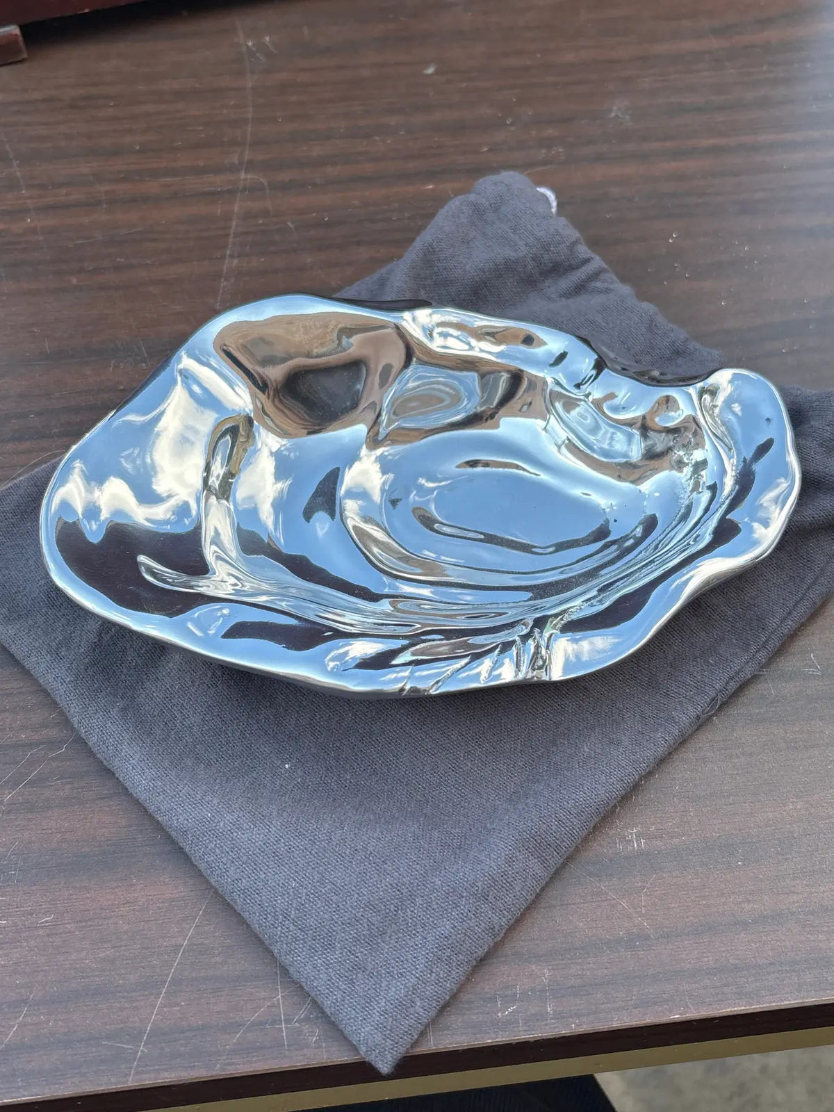 Silver Shell Beatriz Ball Bowl 1