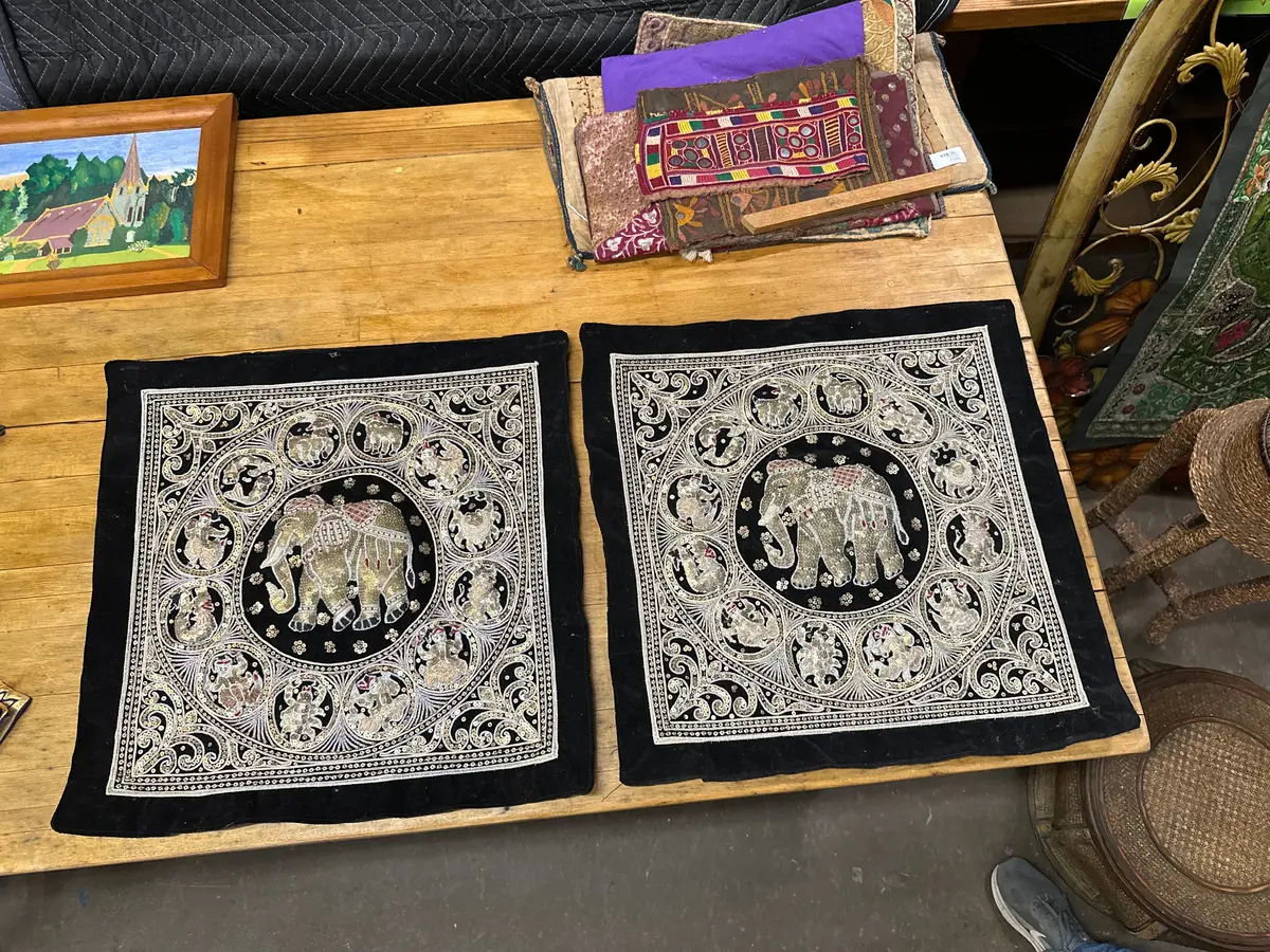 Pair Of Black Kalaga's 1