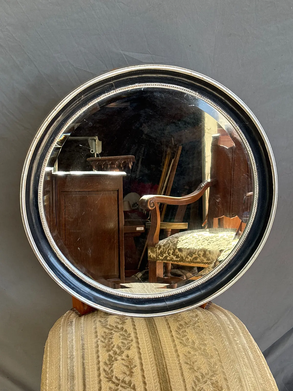 Italian Round Beveled Wall Mirror 1