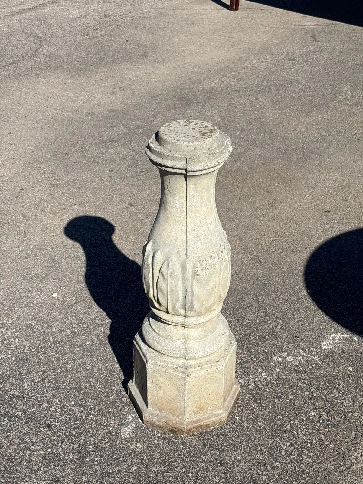 Small Concrete Pedestal 1 Of 2 1