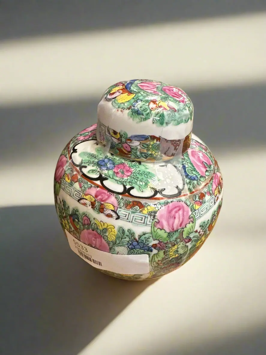 Small Rose Famille Style Ginger Jar Made In Hong Kong As Found Lid 1