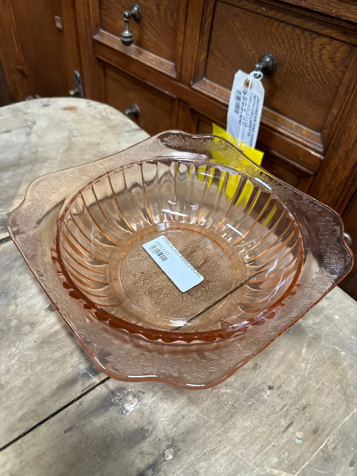 Pink Glass Ribbed Bowl 1