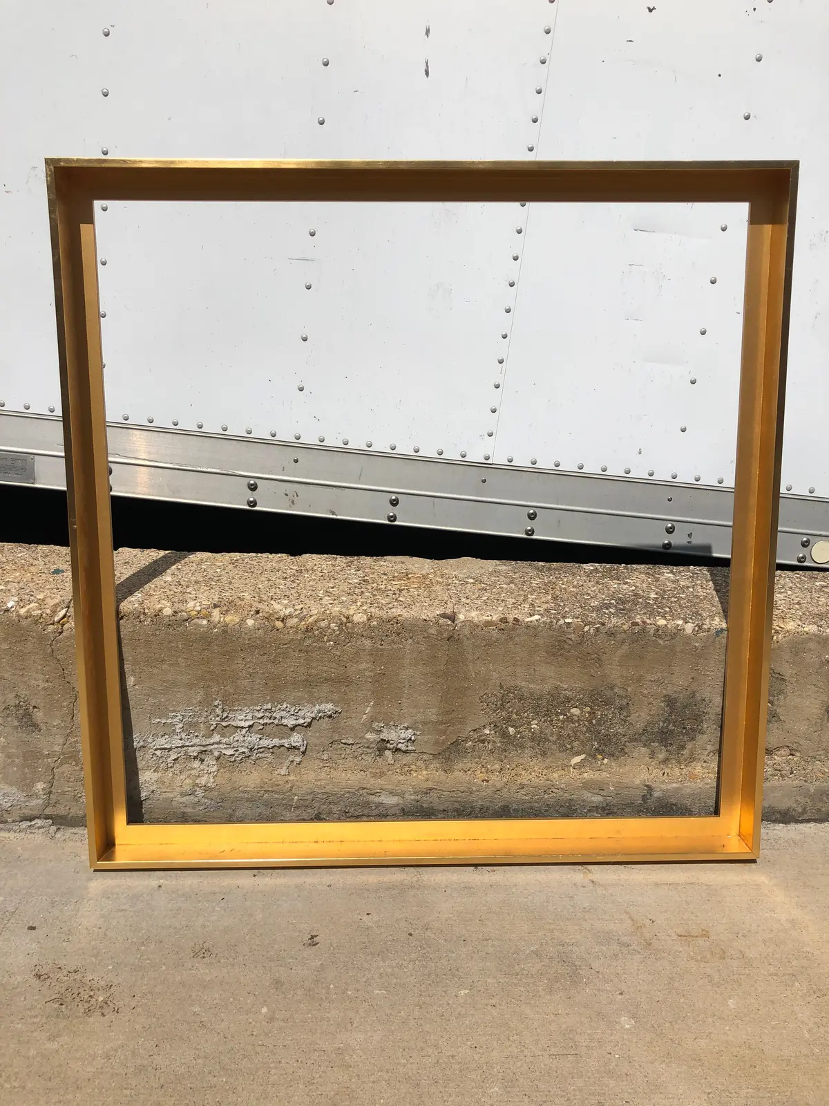Thin Gold Square Frame 1