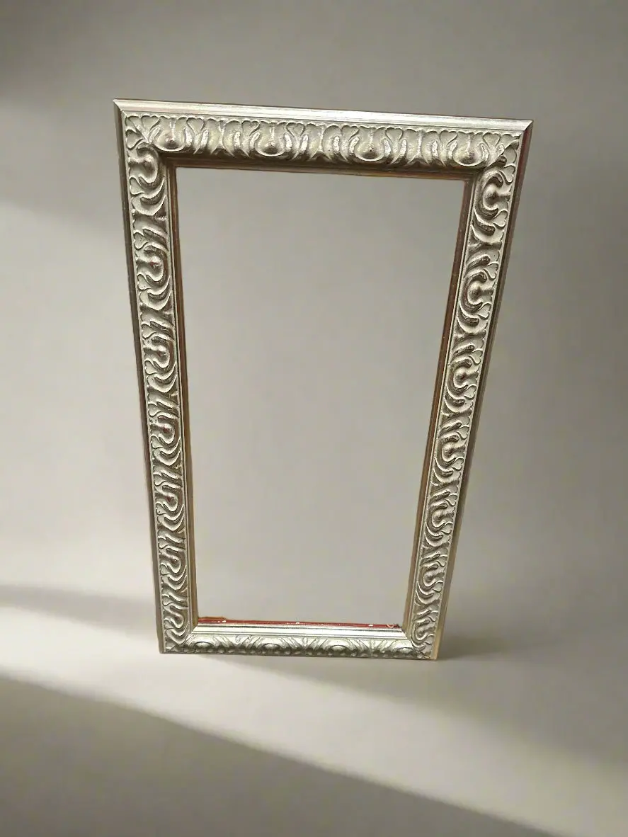 Small Ornate Silver Frame 1
