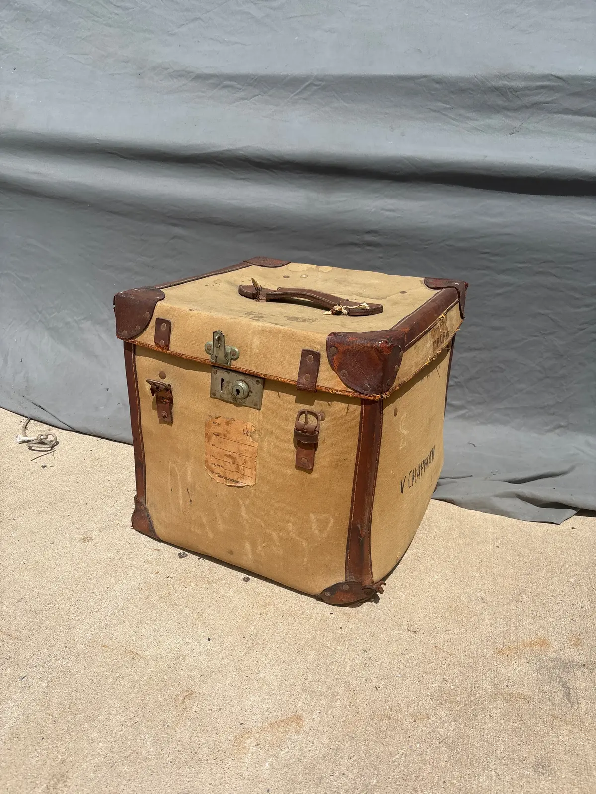 Square Travel Case 1