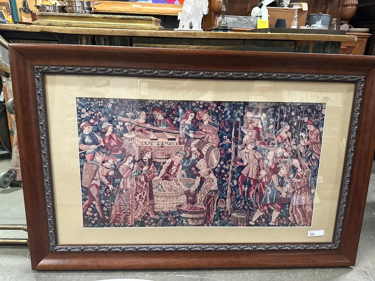 Large Wellframed Tapestry Image 1