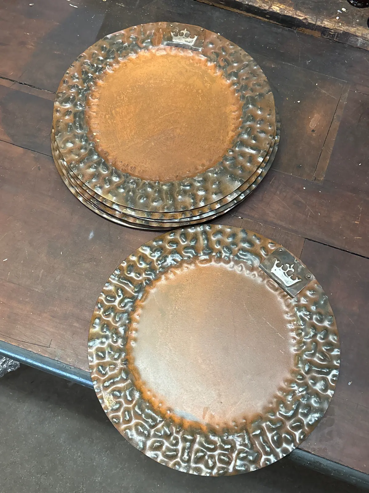 Set Of 8 Jan E Barboglo Rust Colored Crown Under Plates 1