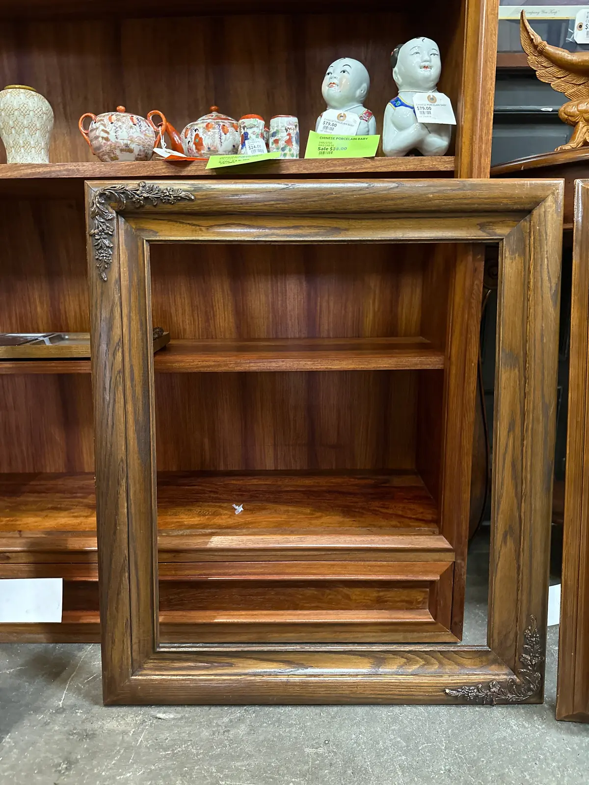 Oak Frame With Ornate Gesso Corner 1
