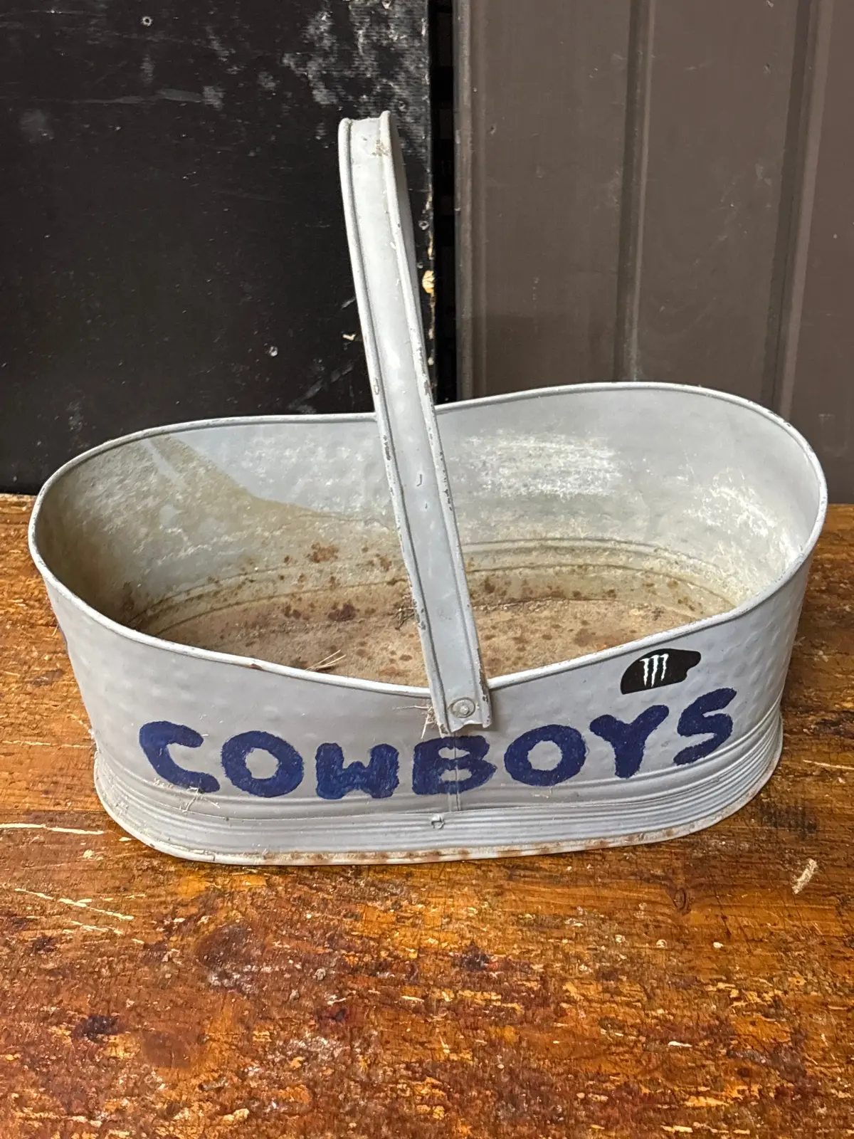 Small Dallas Cowboys Themed Tin Basket 1