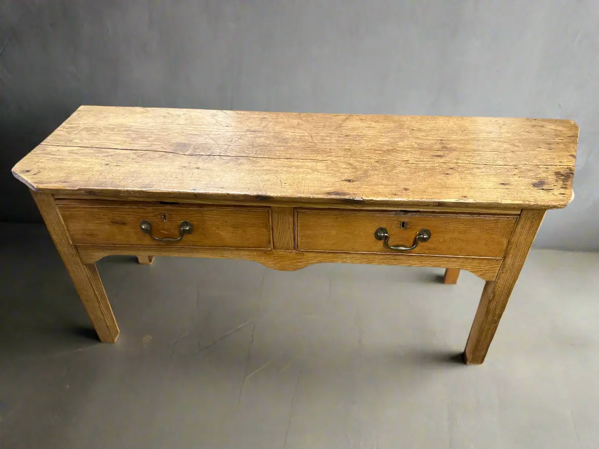 Low Pegged Asymetrical Pine Console 1