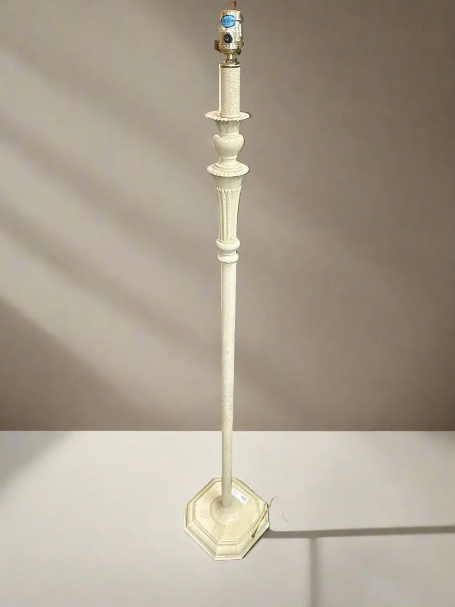 Off White Metal Floor Lamp 1