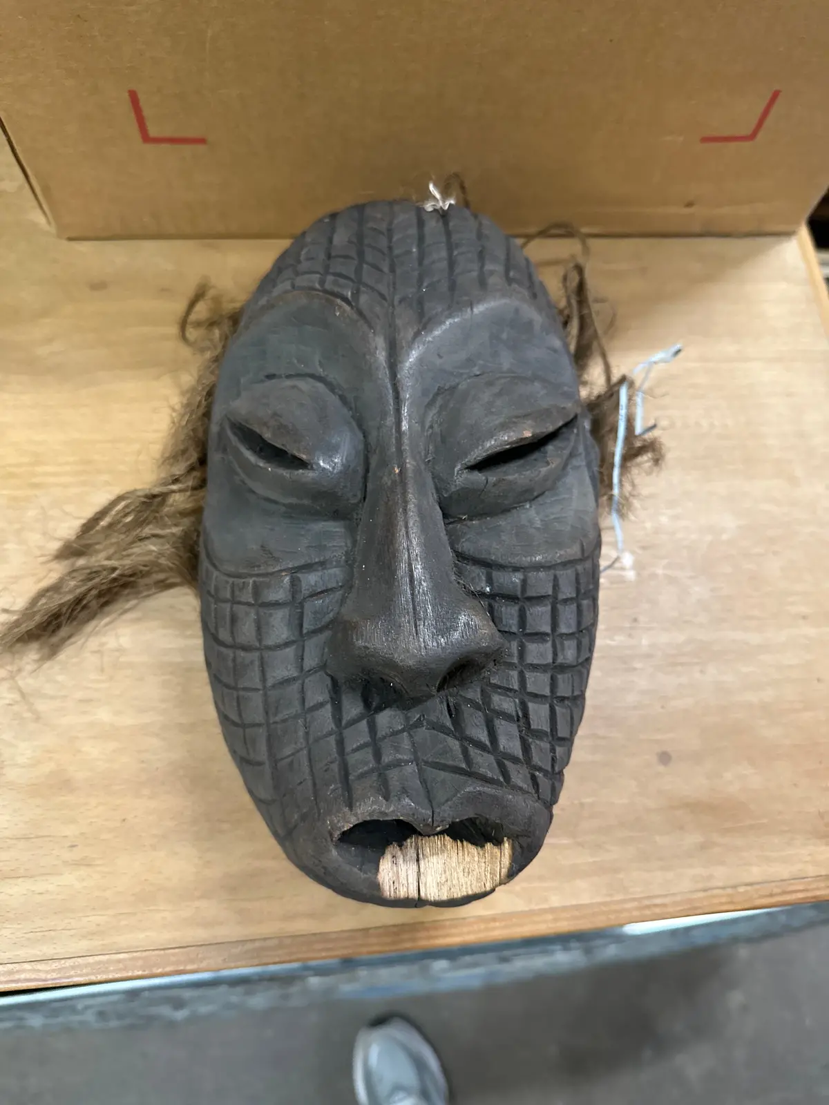Medium African Mask 1