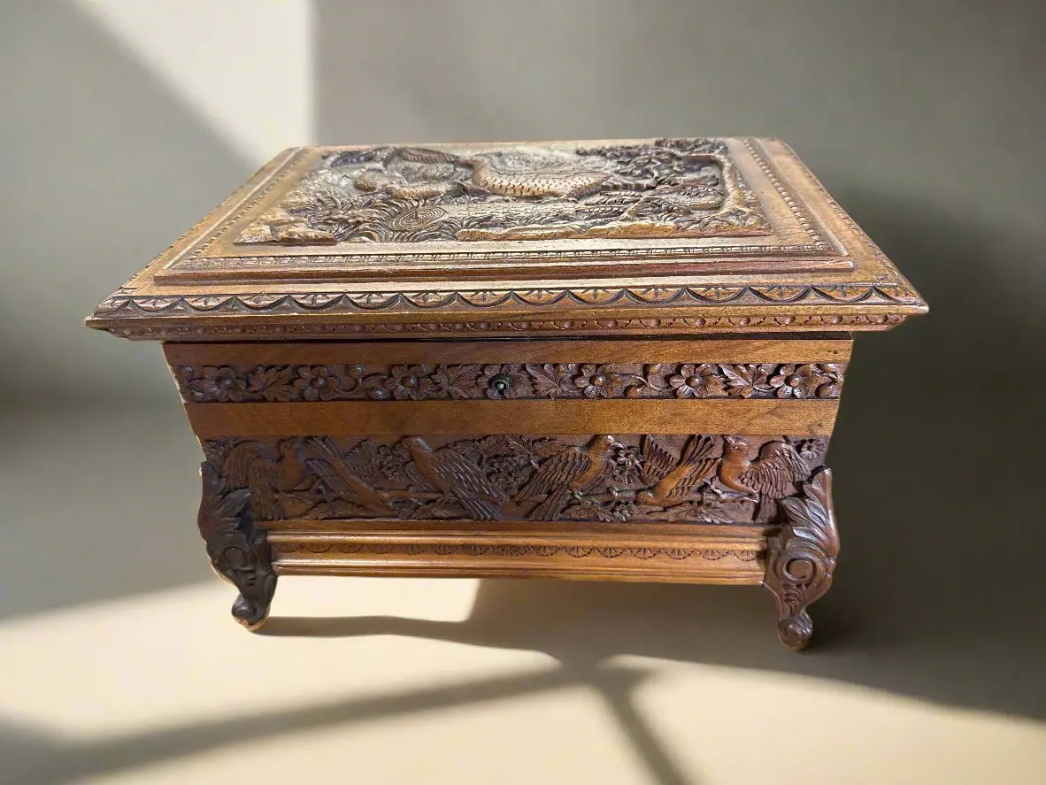 Black Forest Box With Birds 1