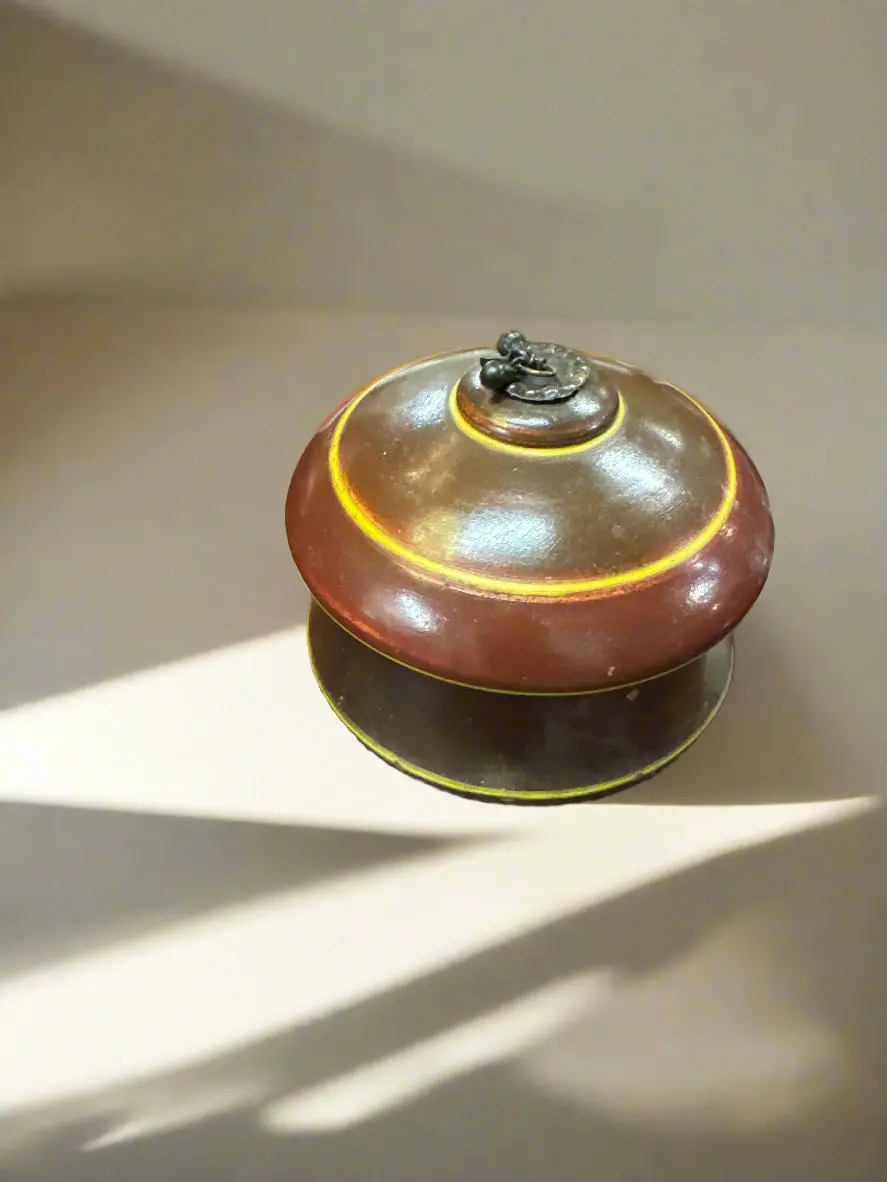Round Wood Box With Lid 1