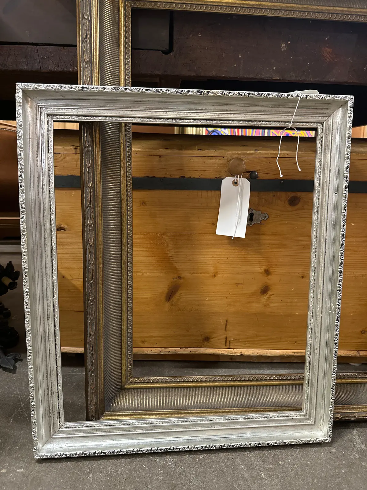Small Silver Frame With Leaves 1
