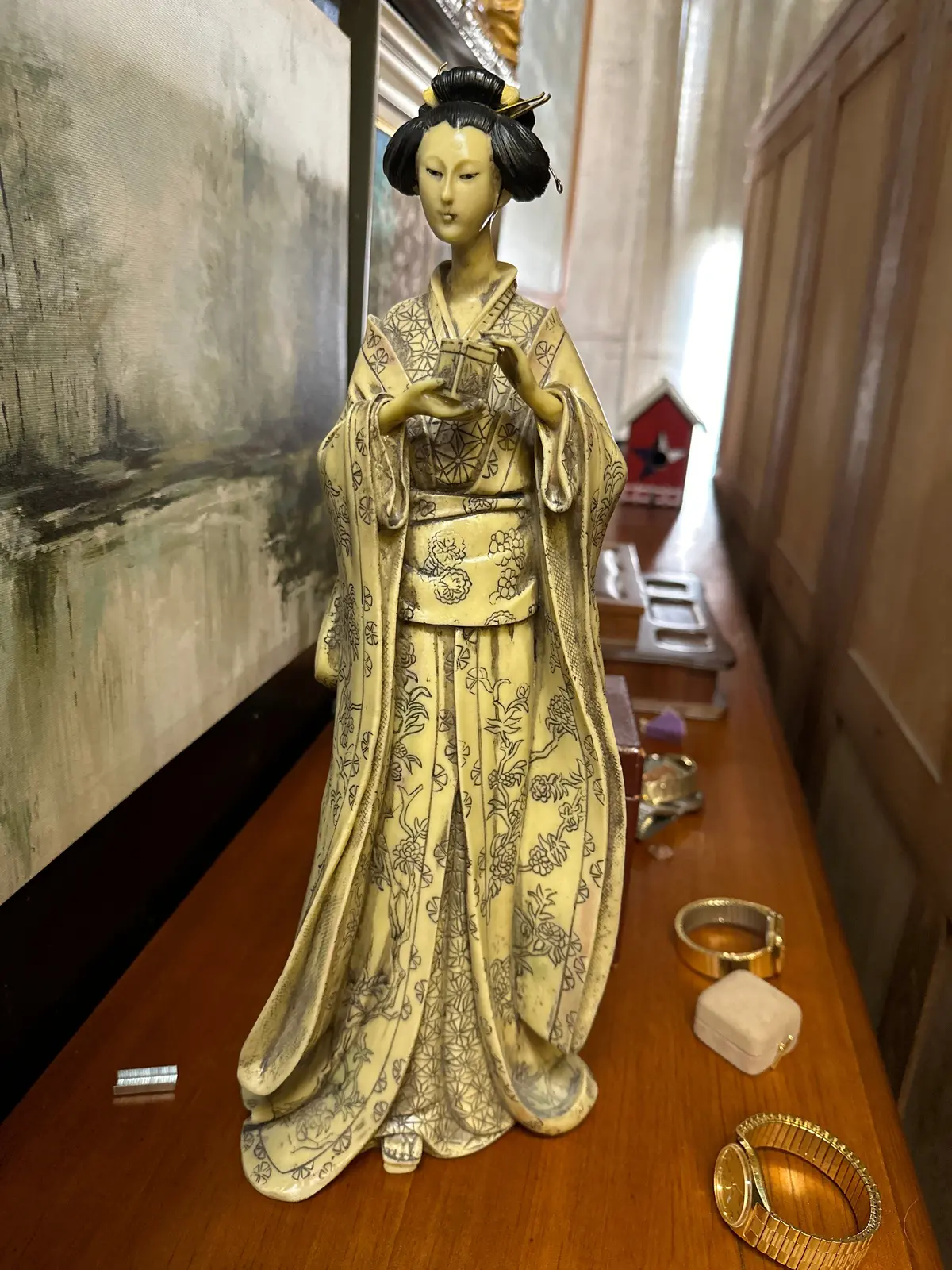 Large Resin Japanese Lady Figure 1
