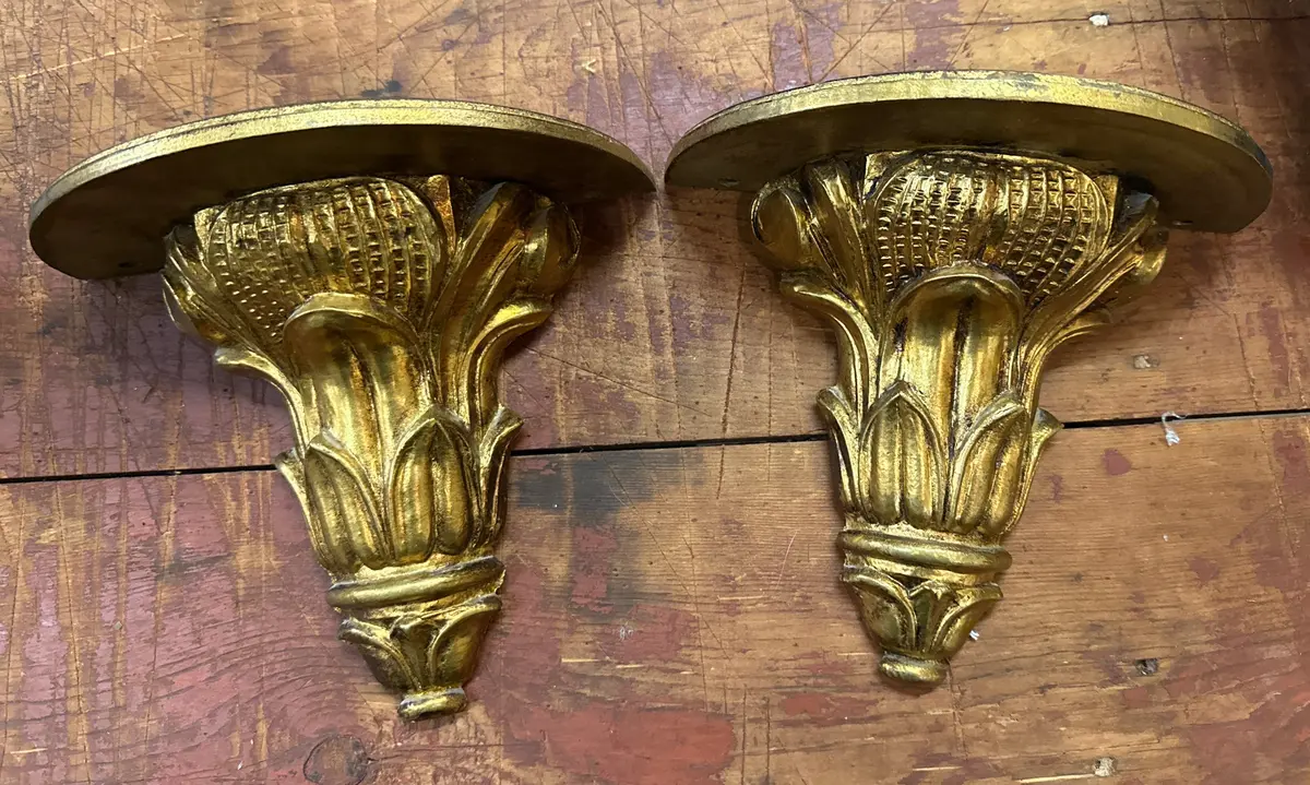 Pair Of Italian Gilt Wood Wall Sconces 1