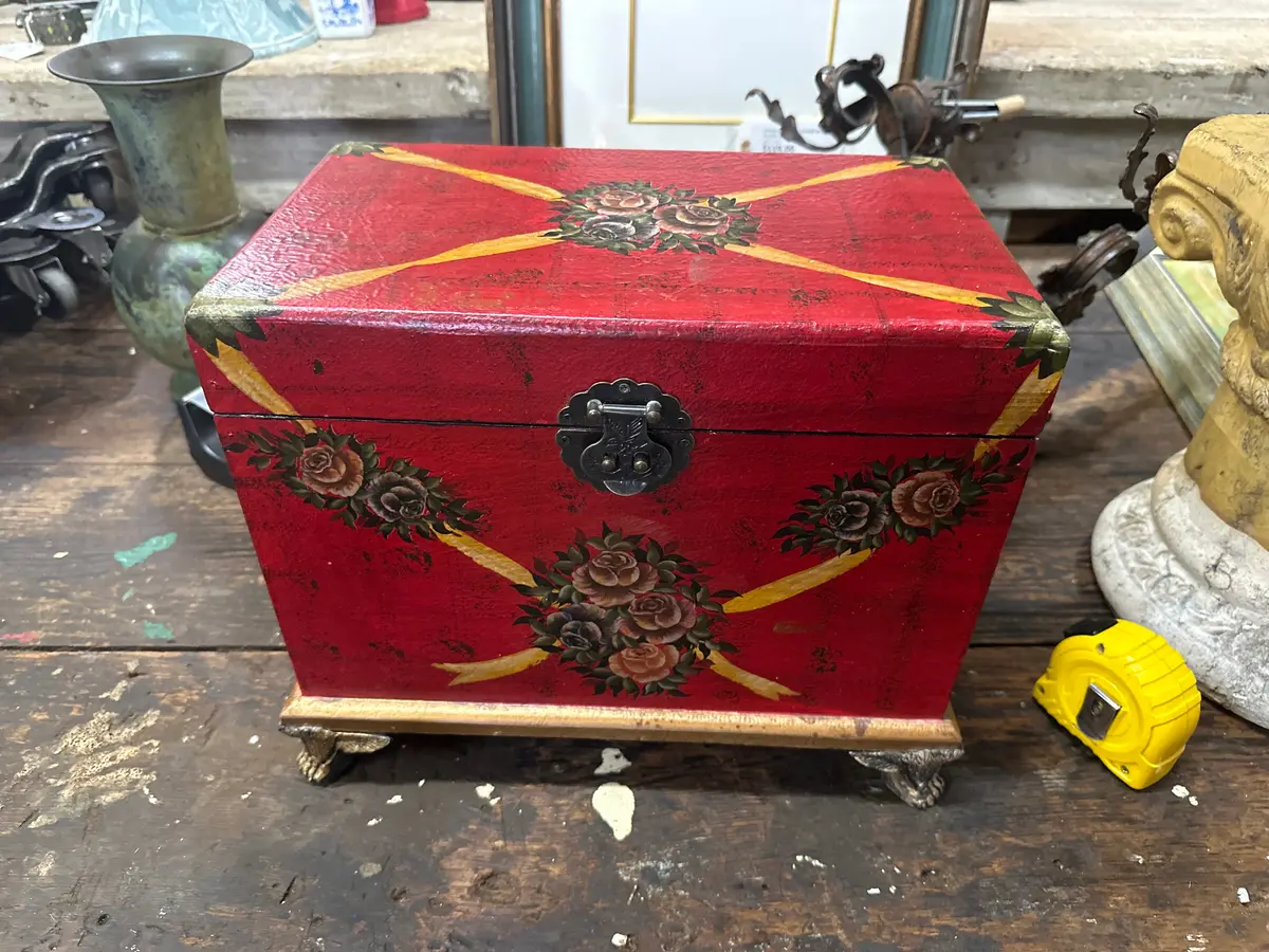 Chinese Box Not Old 1