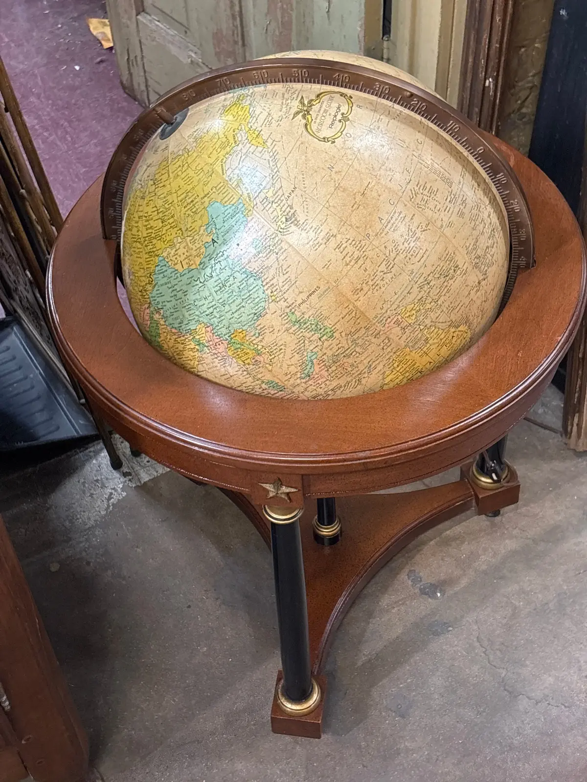 16 Inch Replogle Heirloom Light Up Globe 1