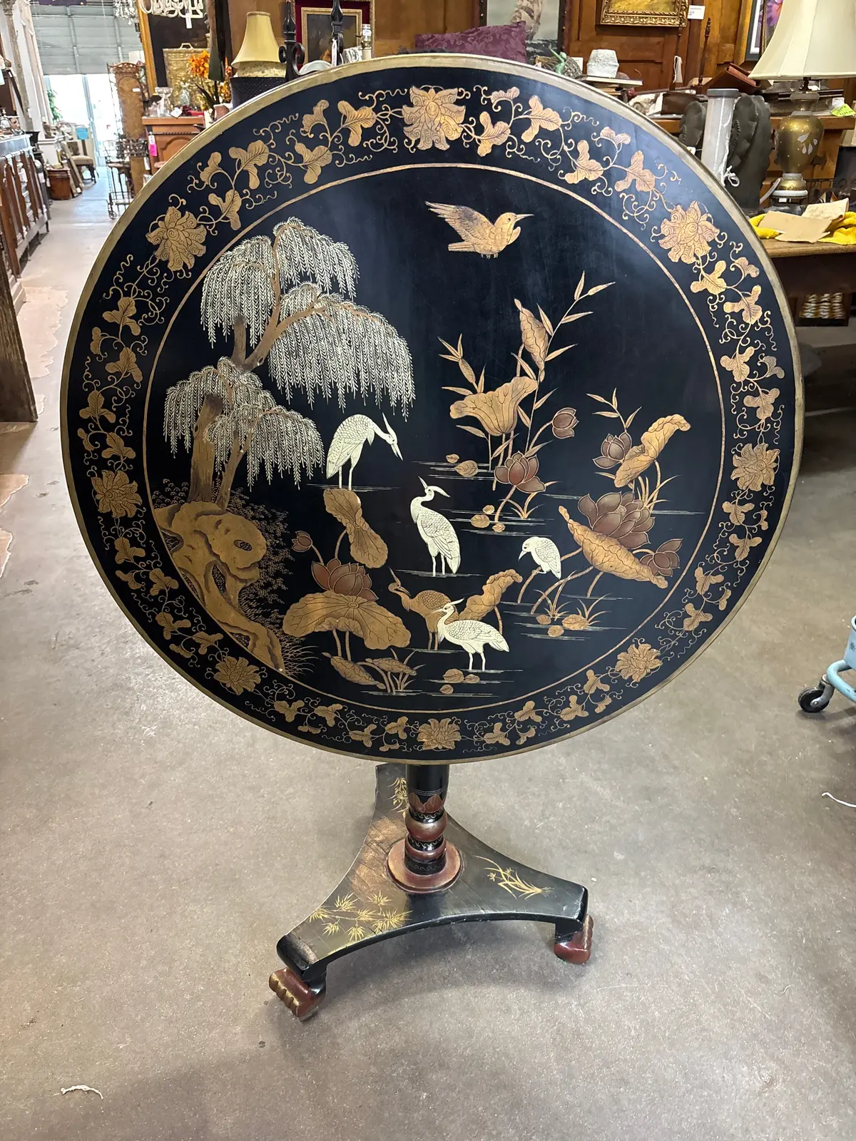 Black Laquered Round Chinese Tilt Top Table With Cranes 1