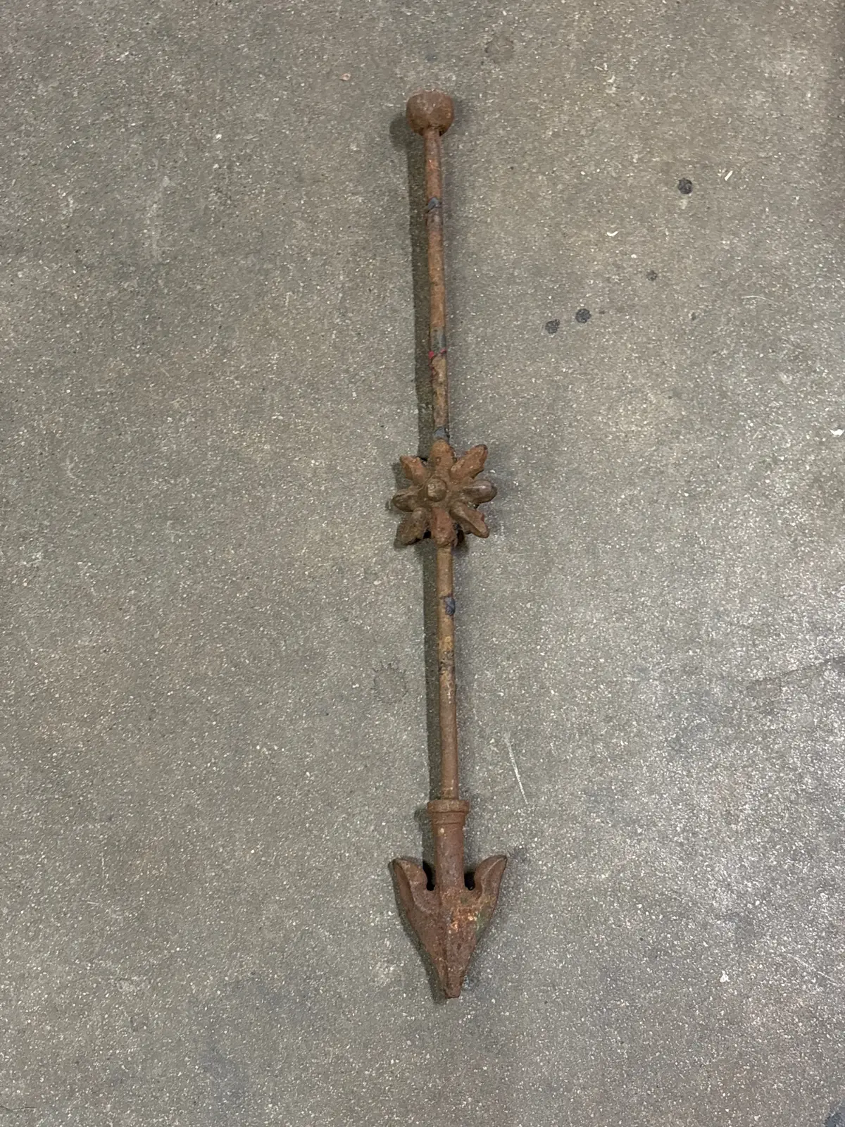 Iron Ornamental Spear 1 Of 2 1