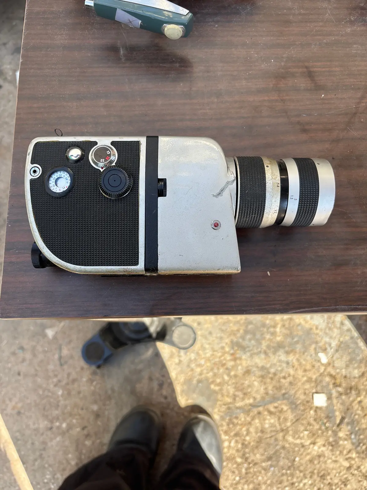 Vintage Penn Crest Movie Camera 1