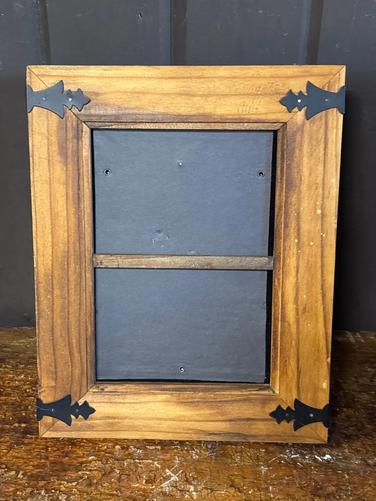 Small Window Shaped Frame 1