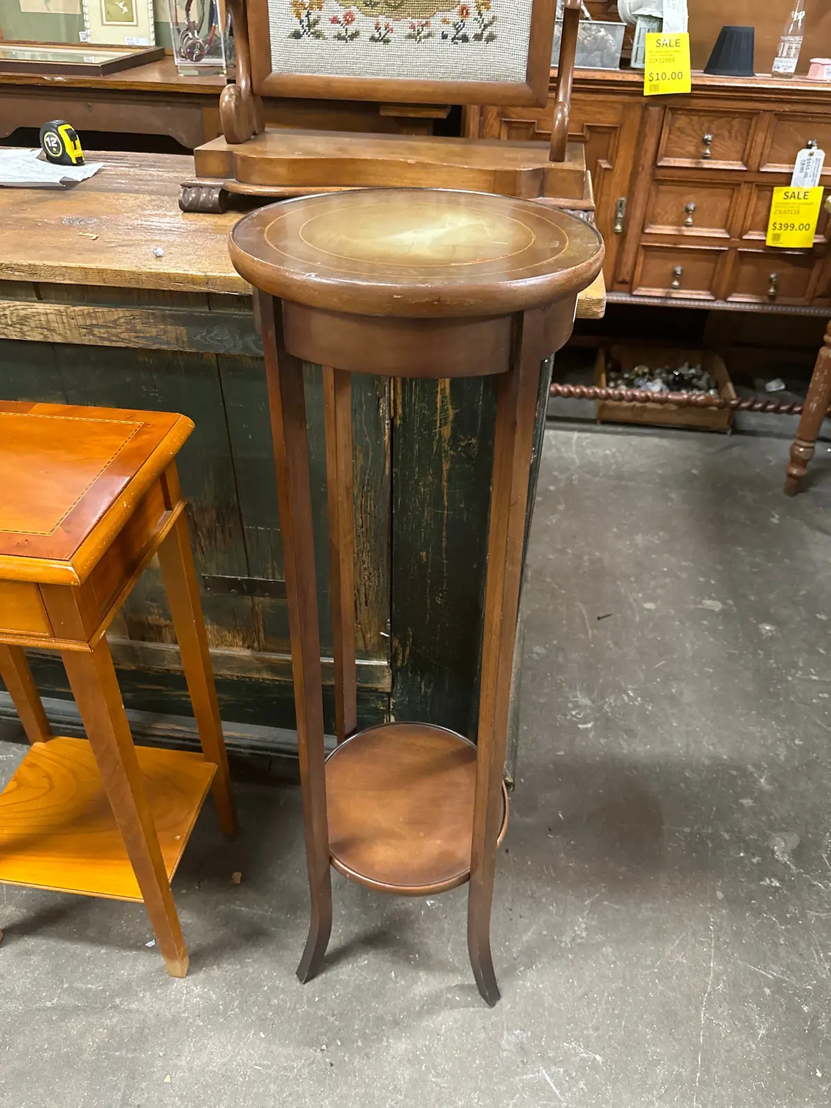 Tall Plant Pedestal 1