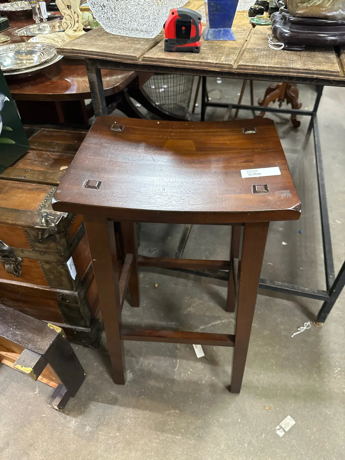Simple Wood Stool 1