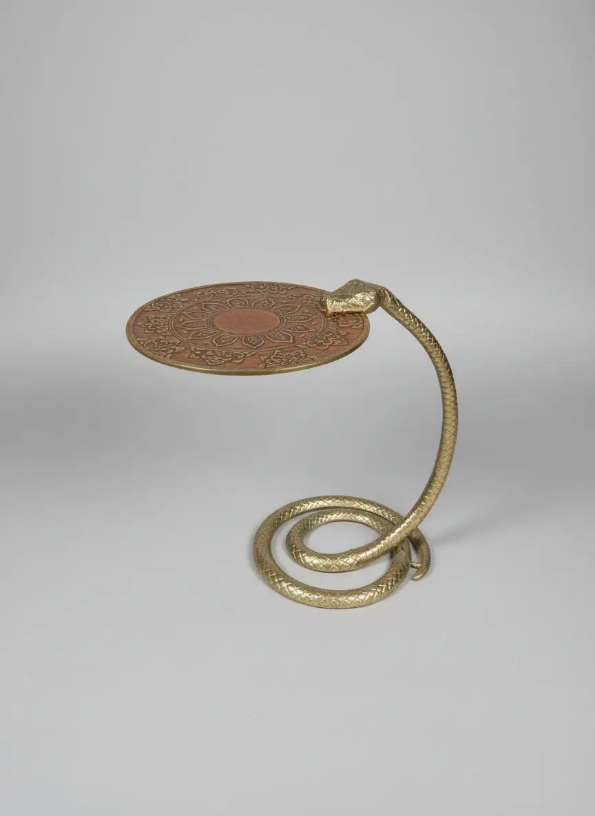 Deco Snake Table 1