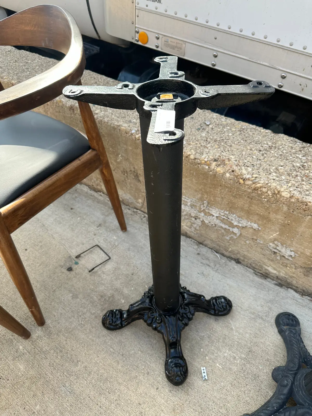 Small 4 Foot Pub Table Base 1