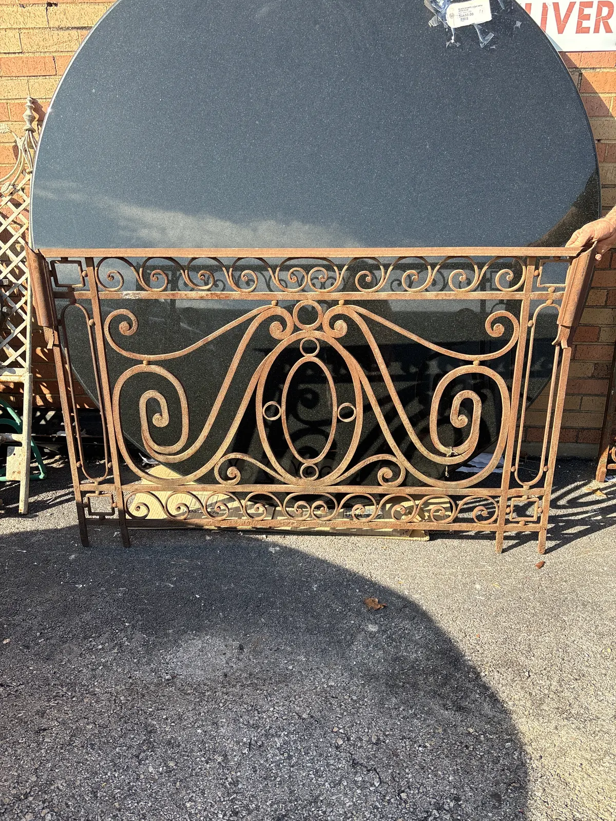 Scrolled Iron Panel With Center Medalion 1