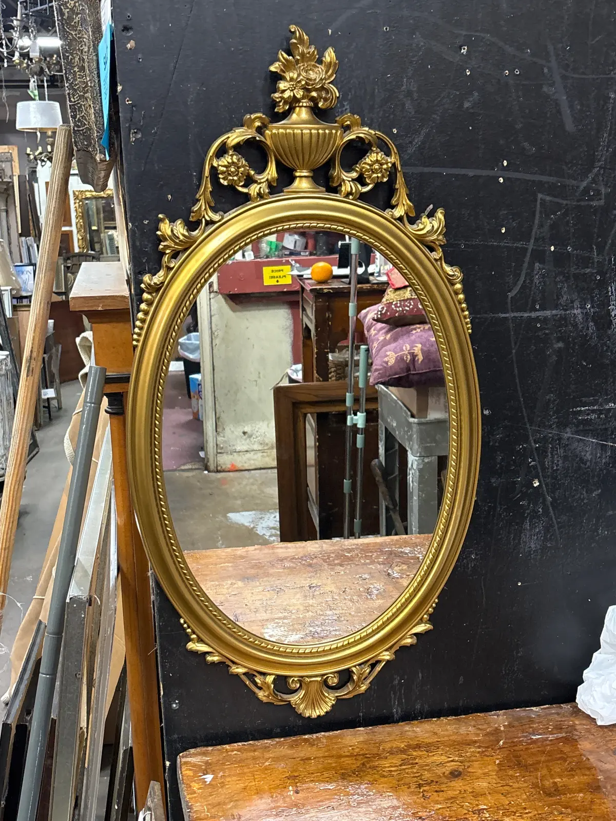 Louis Xv Vintage Plastique Oval Mirror 1
