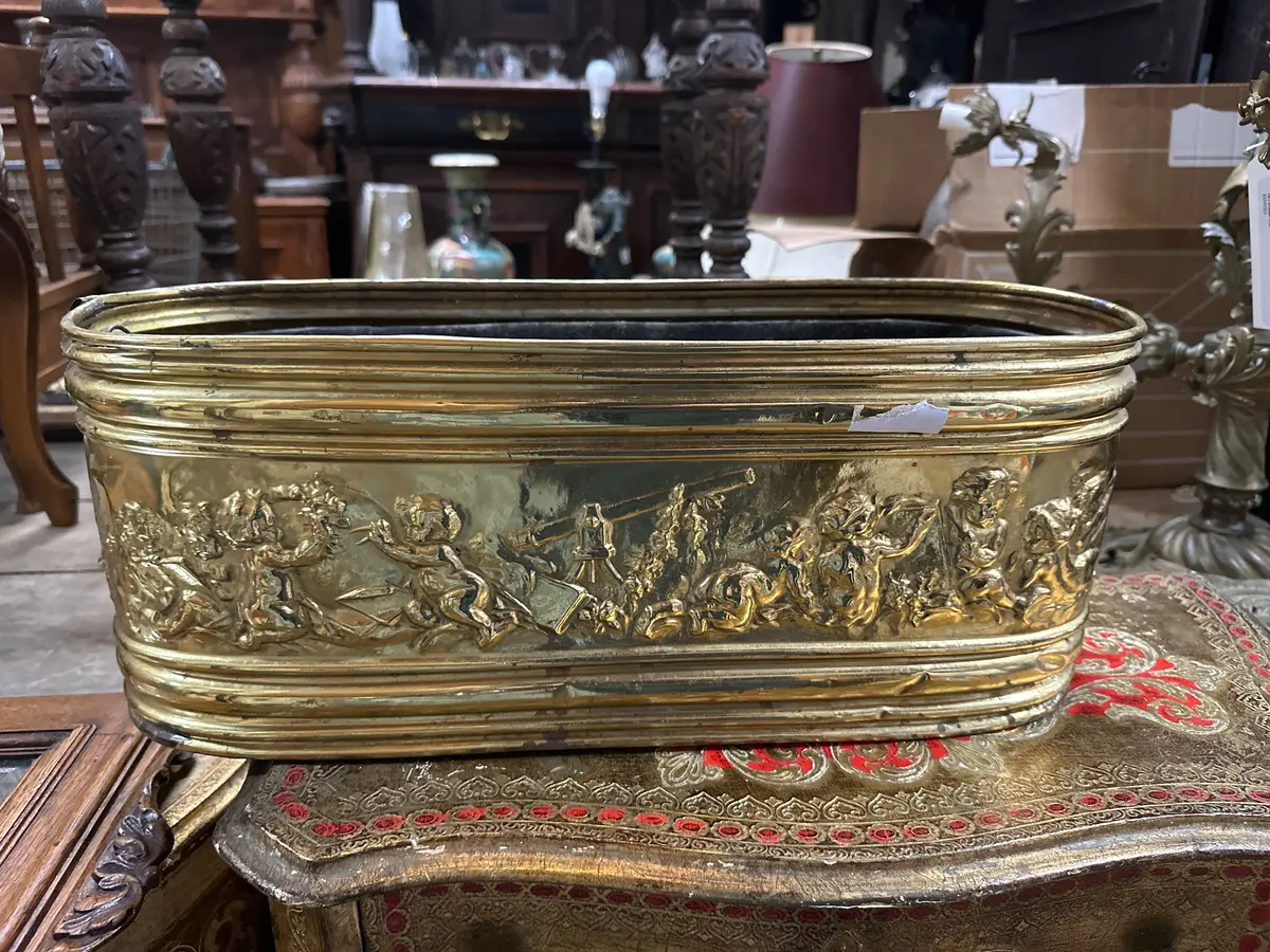 Oval Pressed Cherebum Planter 1